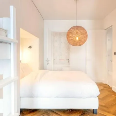 Seaside Apartment For 6 With Parking In Knokke Апартаменты Кнокке-Хейст