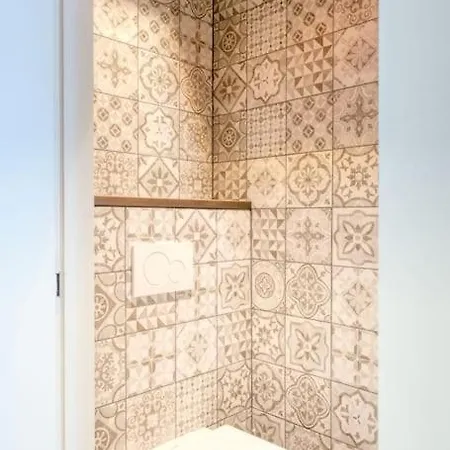 Seaside Haven For 6 With Parking In Апартаменты Кнокке-Хейст