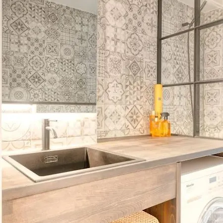 Seaside Haven For 6 With Parking In * Кнокке-Хейст