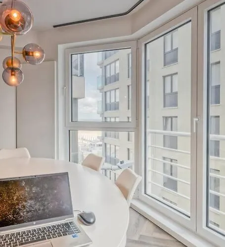 Seaside Haven For 6 With Parking In *